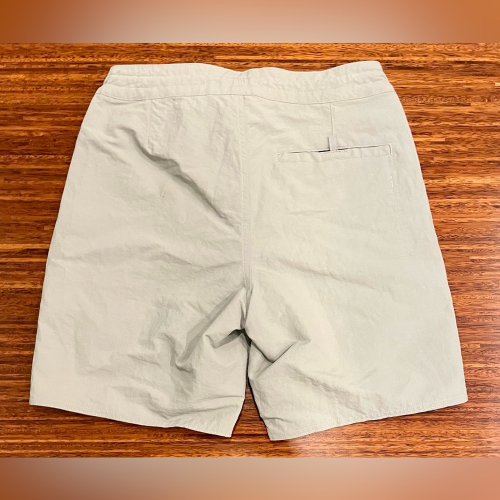 Patagonia Wavefarer Hybrid Walk Shorts size 28” W NWT - Picture 6 of 7